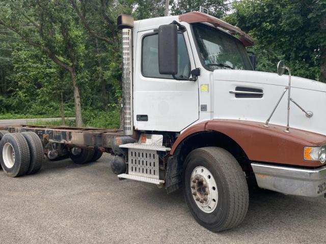  Salvage Volvo Vhd