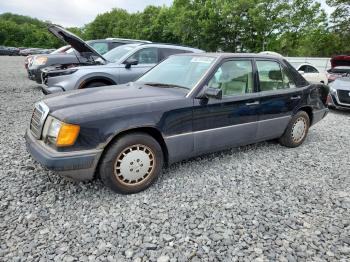  Salvage Mercedes-Benz 300-Class