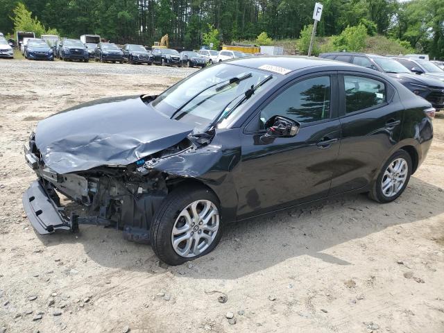  Salvage Toyota Yaris