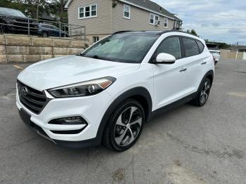  Salvage Hyundai TUCSON