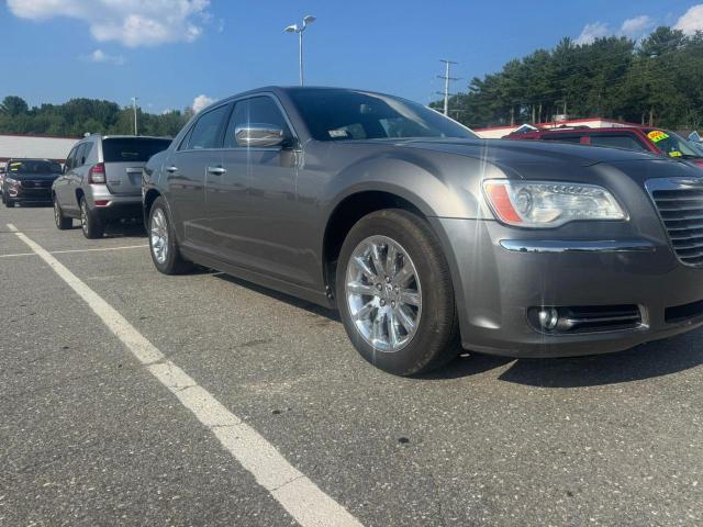  Salvage Chrysler 300