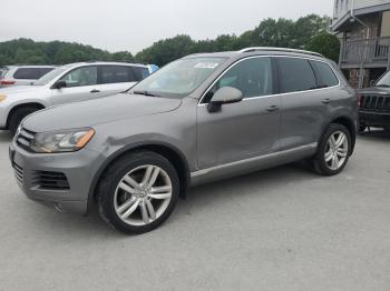  Salvage Volkswagen Touareg