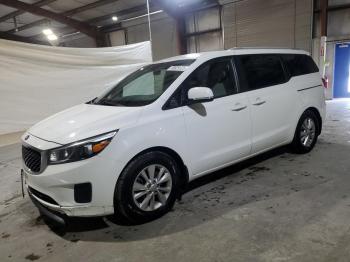  Salvage Kia Sedona