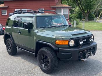  Salvage Toyota FJ Cruiser