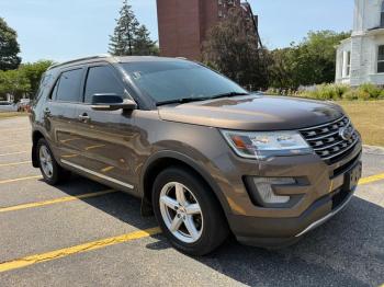 Salvage Ford Explorer