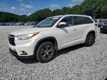  Salvage Toyota Highlander