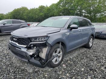  Salvage Kia Sorento