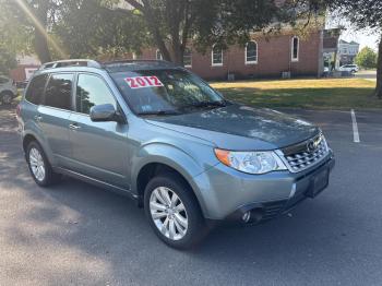  Salvage Subaru Forester
