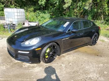  Salvage Porsche Panamera