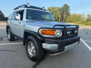  Salvage Toyota FJ Cruiser