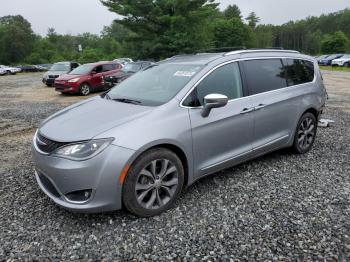  Salvage Chrysler Pacifica