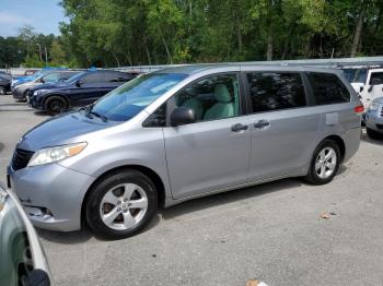  Salvage Toyota Sienna