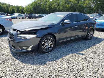  Salvage Kia Cadenza