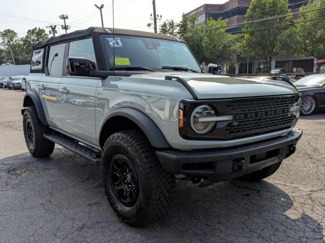  Salvage Ford Bronco