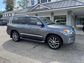  Salvage Lexus Lx570