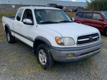  Salvage Toyota Tundra