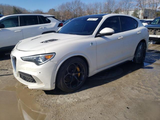  Salvage Alfa Romeo Stelvio