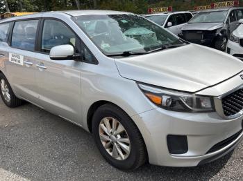  Salvage Kia Sedona