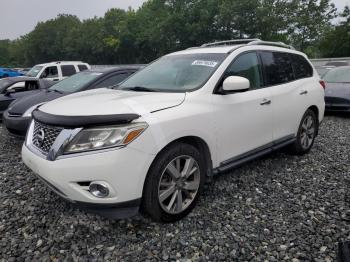  Salvage Nissan Pathfinder