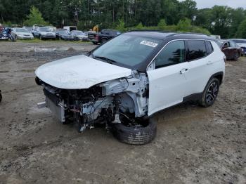  Salvage Jeep Compass