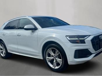  Salvage Audi Q8