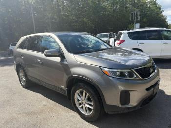  Salvage Kia Sorento