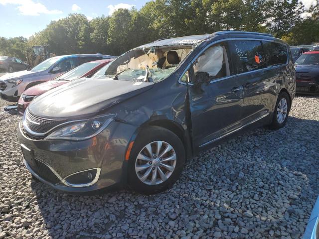  Salvage Chrysler Pacifica