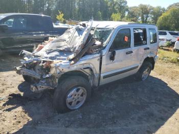  Salvage Jeep Liberty