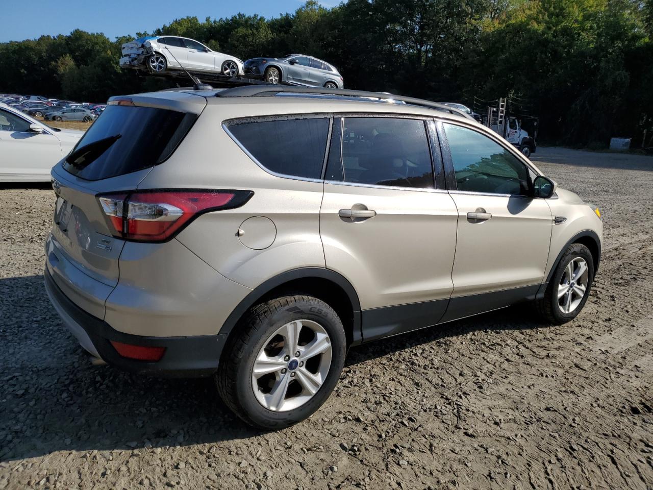 Ford Escape Se Image 2