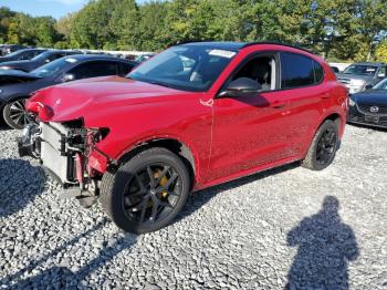  Salvage Alfa Romeo Stelvio