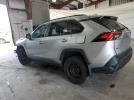 Toyota RAV4 Le Image 9