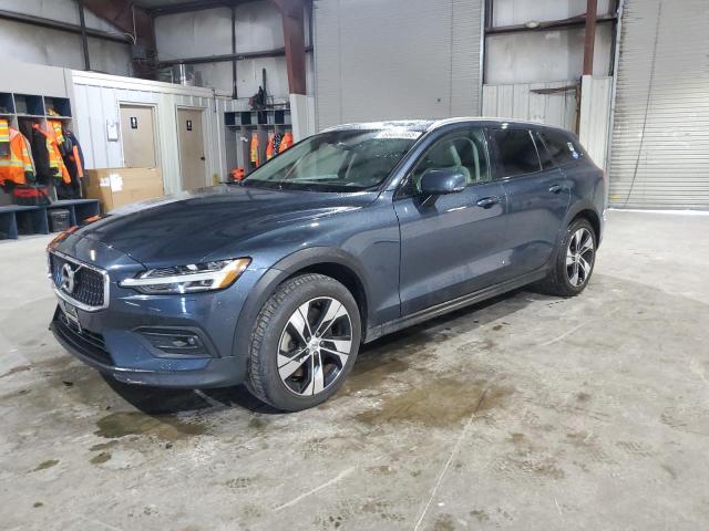  Salvage Volvo V60