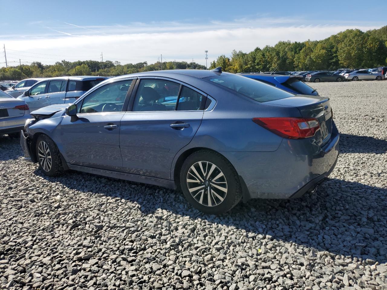 Subaru Legacy 2.5i Premium Image 12