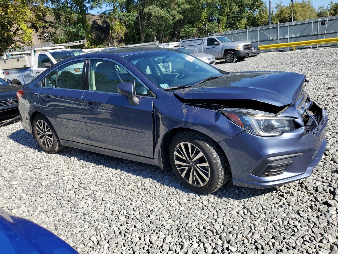 Subaru Legacy 2.5i Premium Image 4