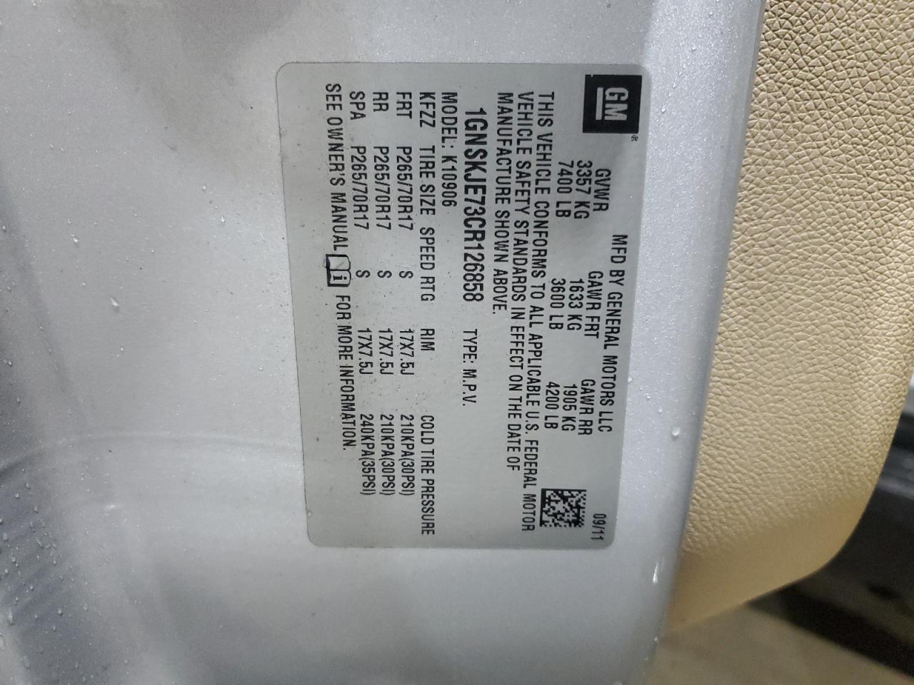 Chevrolet Suburban K1500 Lt Image 10