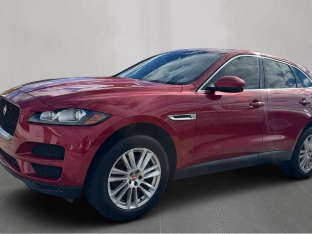 Jaguar F-PACE Prestige Image 8