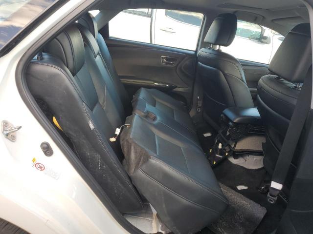 Toyota Avalon Hybrid Image 2