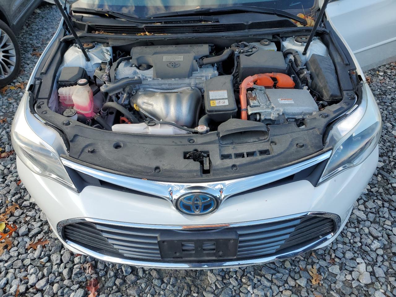 Toyota Avalon Hybrid Image 11