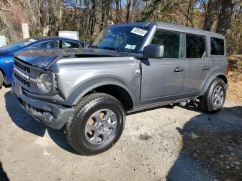  Salvage Ford Bronco