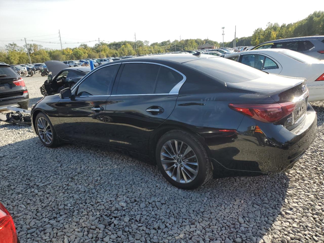INFINITI Q50 Luxe Image 3