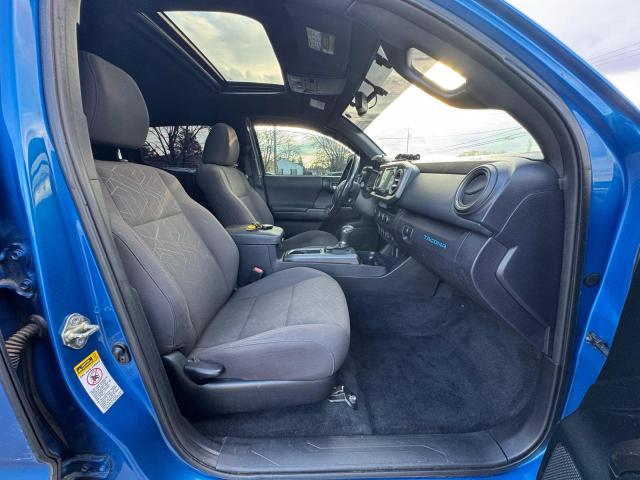 Toyota Tacoma Double Cab Image 6