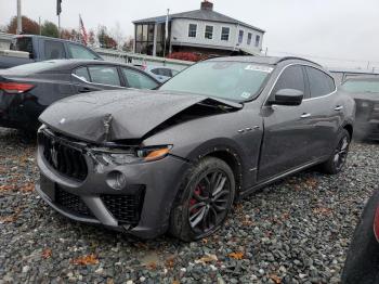  Salvage Maserati Levante S