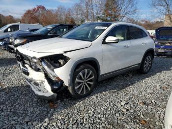  Salvage Mercedes-Benz GLA