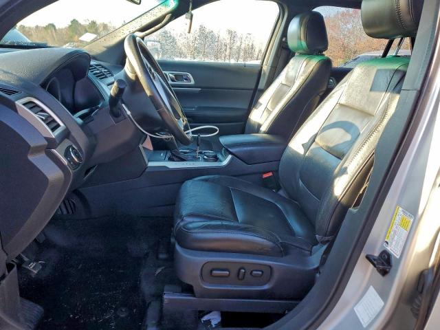 Ford Explorer Xlt Image 3