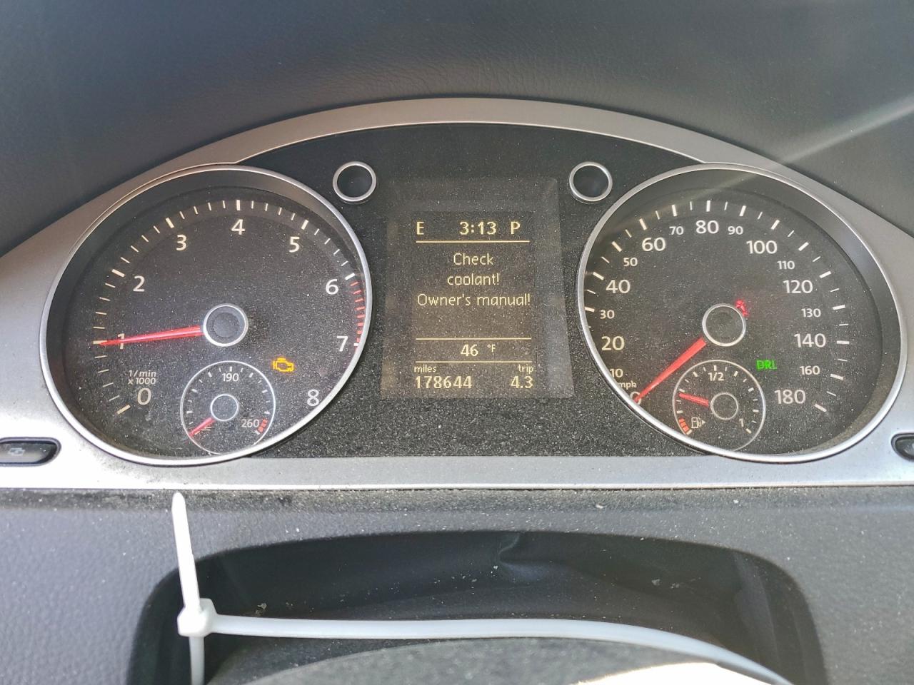 Volkswagen CC Sport Image 8