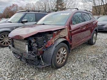  Salvage Hyundai TUCSON