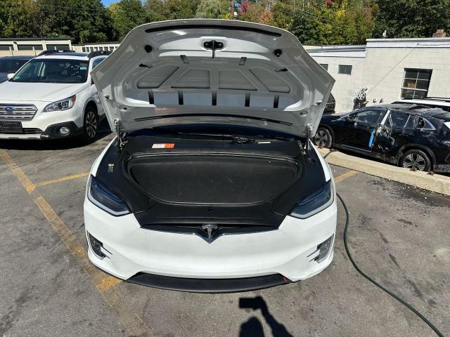 Tesla Model X Image 9