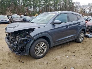  Salvage Hyundai TUCSON
