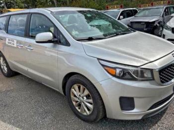  Salvage Kia Sedona