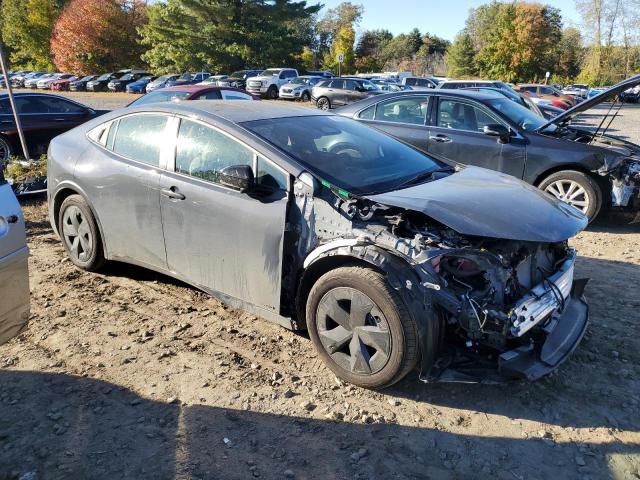 Toyota Prius Le Image 5